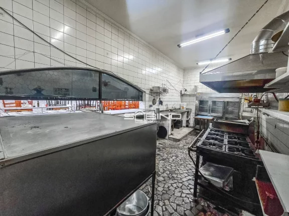 Imagem Salão comercial para Locação ao lado da futura estação do Metro Guilherme Giorgi, com 300m² de área útil