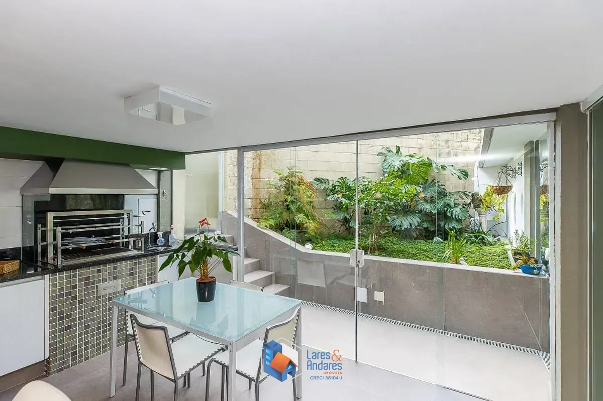 Imagem Casa para venda em Jardim Marajoara com 3 quartos, sendo 3 suítes, 600m²