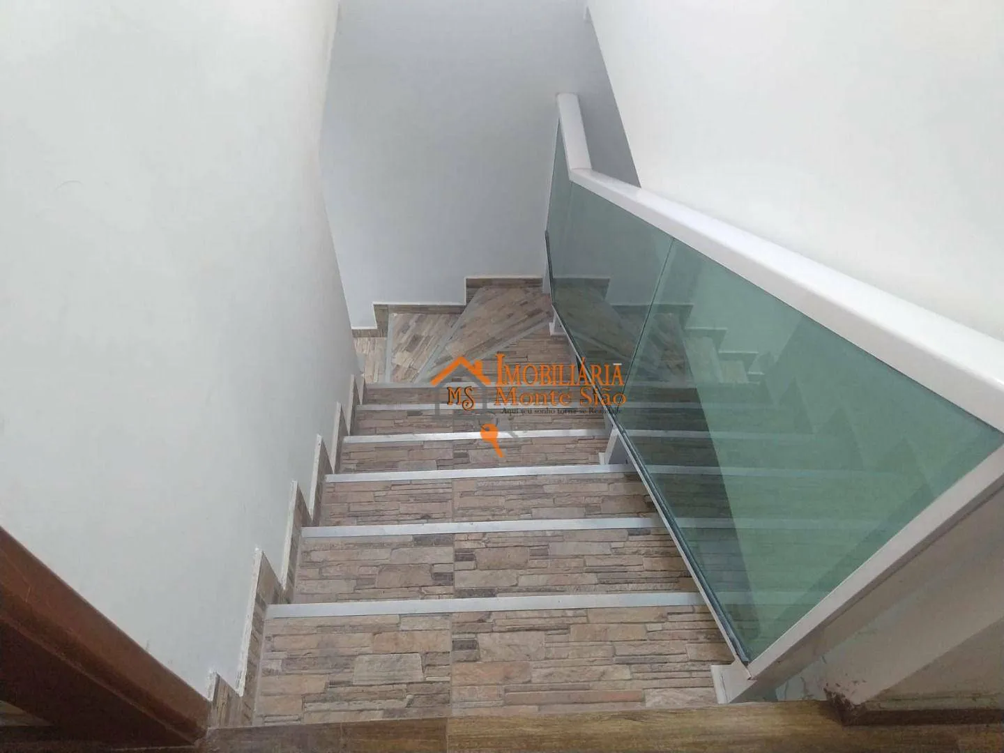 Imagem Sobrado com 3 dormitórios à venda, 176 m² por R$ 585.000,00 - Vila Rio de Janeiro - Guarulhos/SP