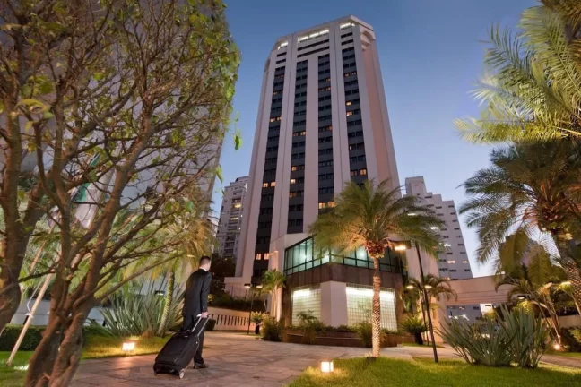 Imagem Flat disponível para locação no Ninety Hotel, com 33m², 1 dormitório e 1 vaga de garagem
