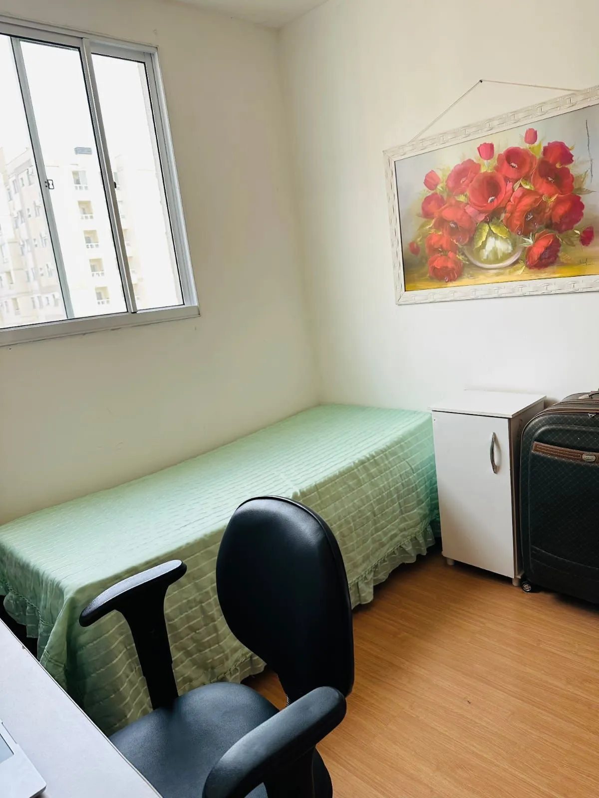 Imagem Excelente apartamento 2 dormitórios e vaga em Novo Hamburgo