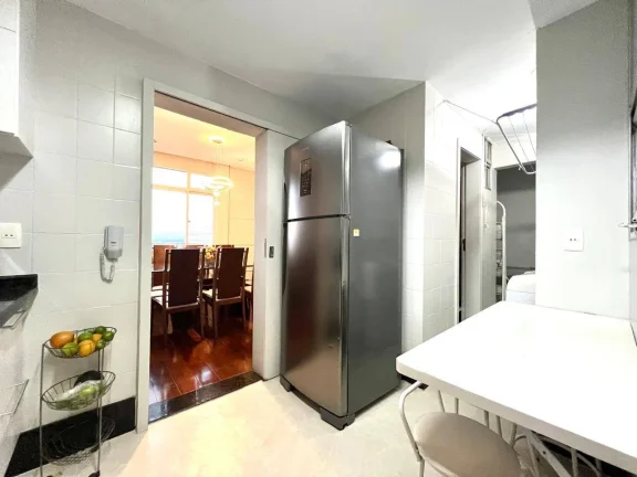 Imagem Cobertura à Venda com 150m², 3 Quartos, 2 Suítes e 4 Vagas -Excelente Local