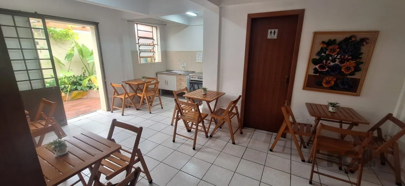 Imagem AP 3 DORM SEMIMOBILIADO BAIRRO SANTA CECÍLIA