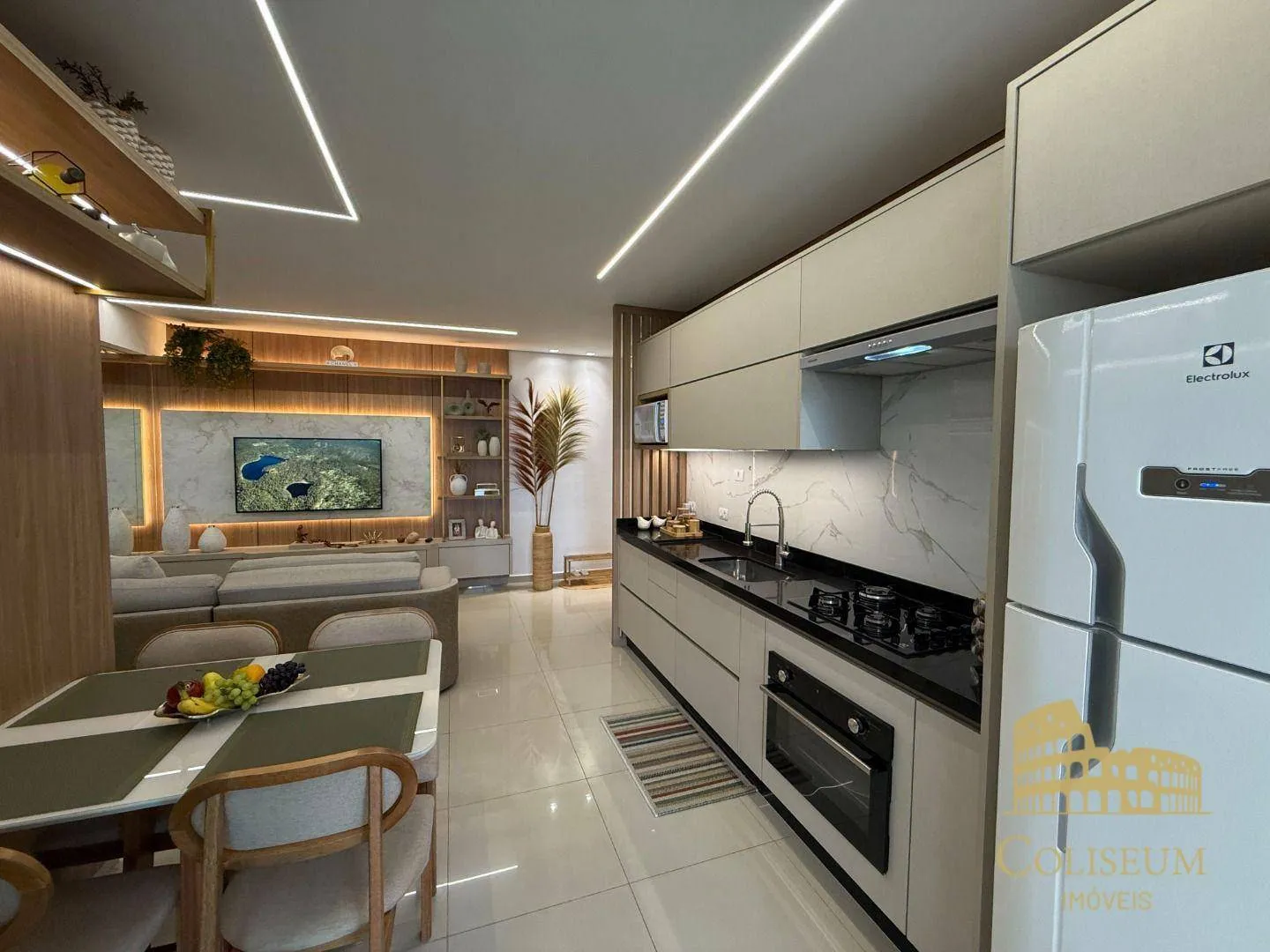 Imagem Apartamento com 2 dormitórios à venda, 279 m² por R$ 1.350.000,00 - Canto do Forte - Praia Grande/SP
