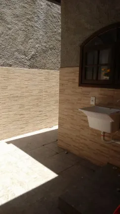 Imagem Casa com 2 Quartos à Venda, 120 m² em Campo Grande - Rio de Janeiro