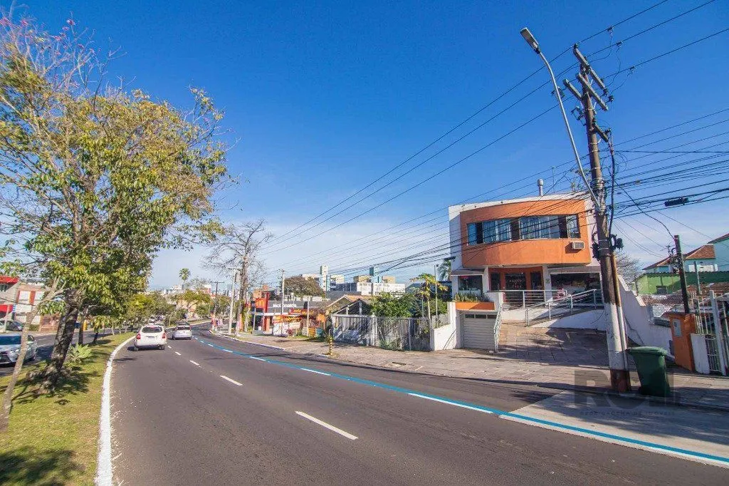 Imagem Prédio Comercial em Cavalhada