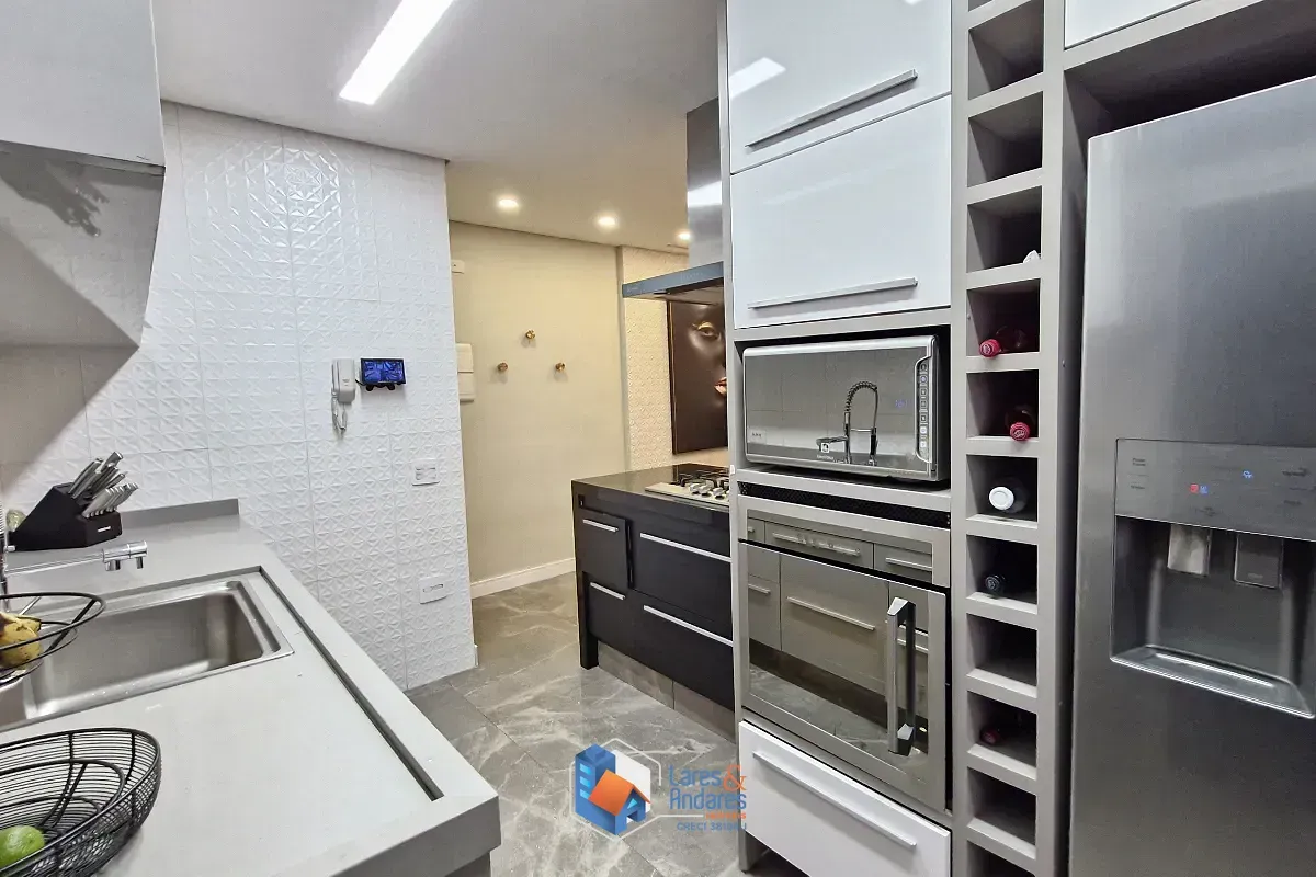 Imagem Triplex para venda em Santana com 2 quartos, sendo 2 suítes, 112m²