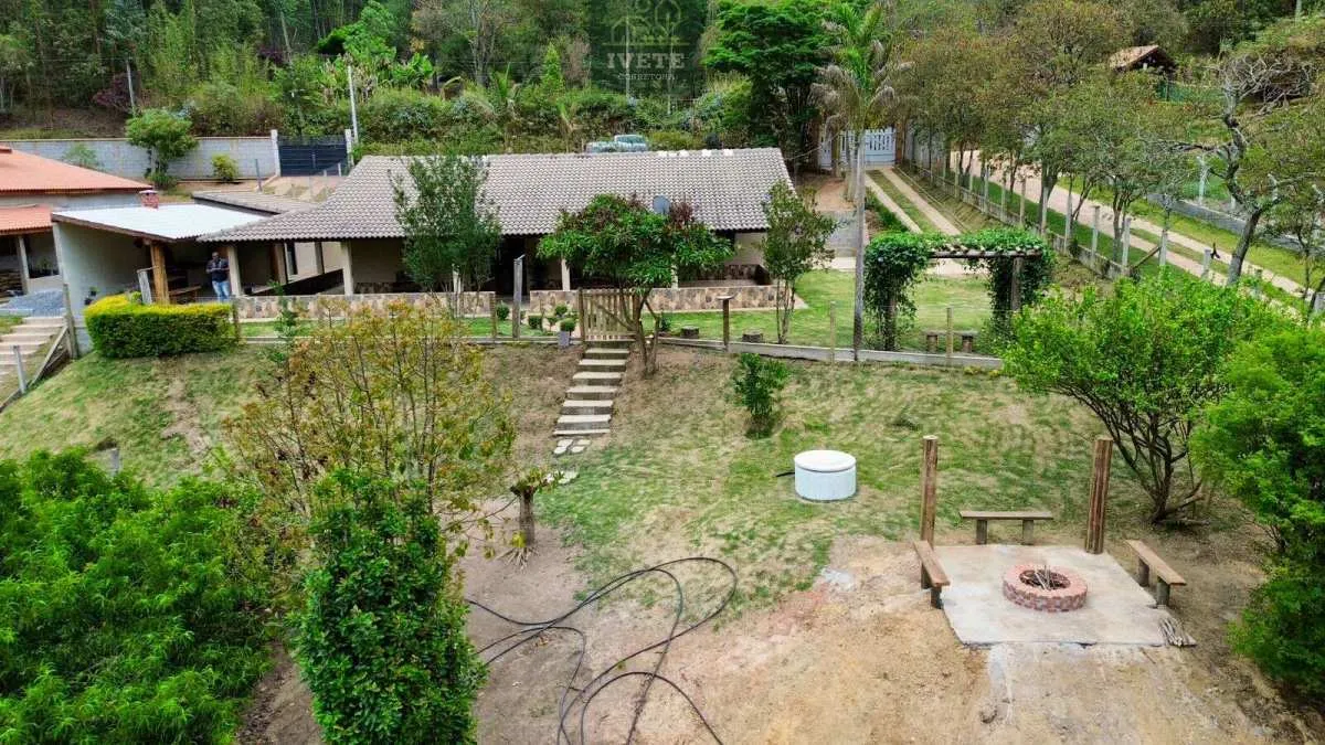 Imagem Linda Chácara à Venda em Pedra Bela/SP - Bairro Córrego Raso