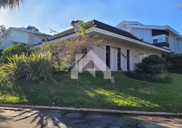 Foto do imóvel Casa de Condomínio em Morada dos Pássaros - Barueri