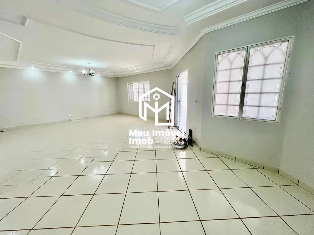 Imagem Res Jockey Club Casa 4 Quartos 3 Suítes 4 Vagas 800m²
