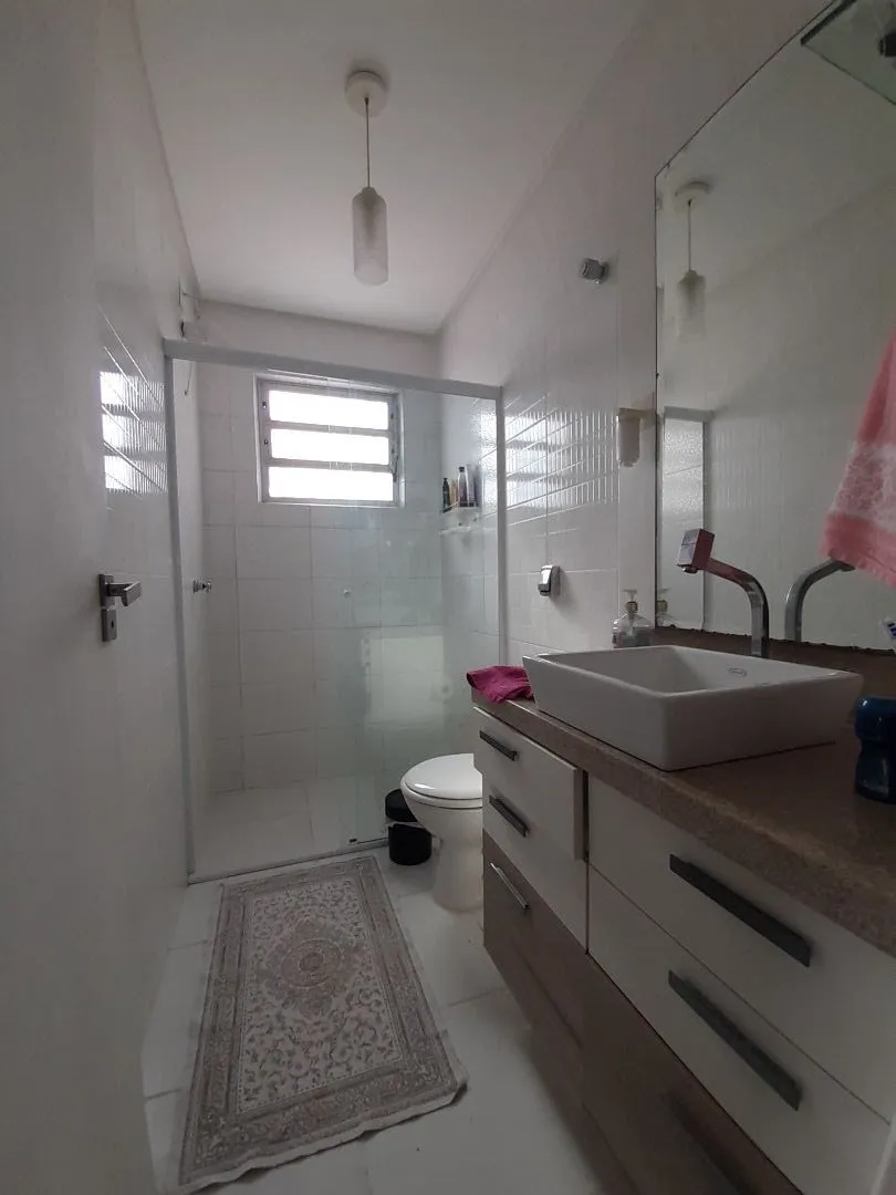 Imagem Casa à venda com 3 quartos 1 suíte, 180m² em Estreito Florianópolis