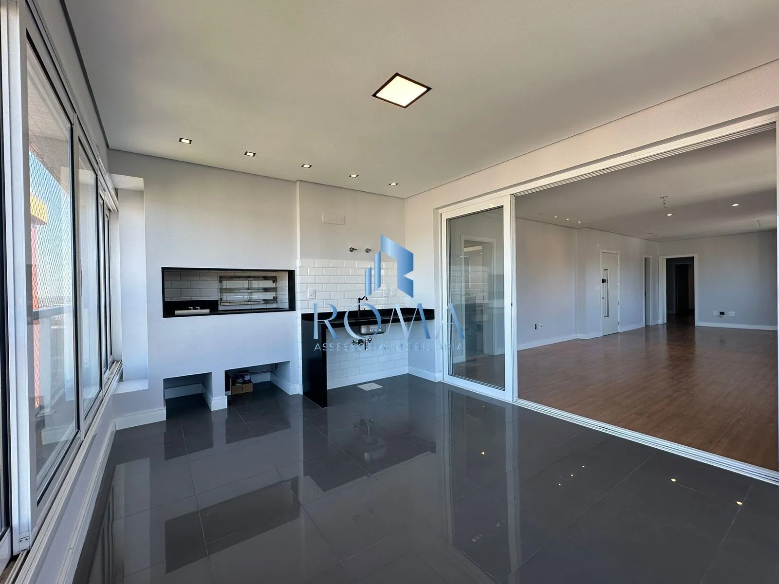 Imagem Apartamento Exclusivo no Nonoai | 202m², 3 Suítes e Vista Panorâmica