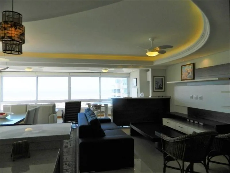 Imagem Apartamento para Venda - 190m², 4 dormitórios, sendo 4 suites, 2 vagas - Navegantes