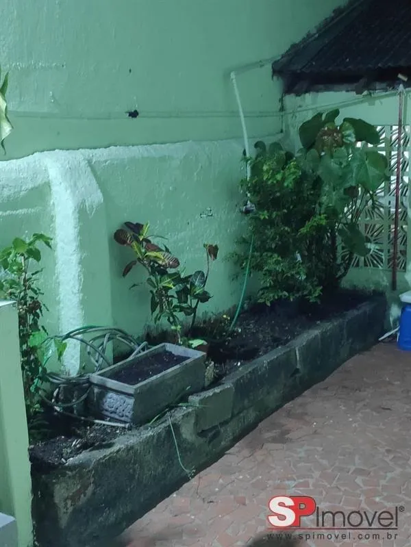 Imagem Sobrado à venda em Pinheiros, São Paulo-SP: 3 quartos, 2 banheiros, 90m² de área!