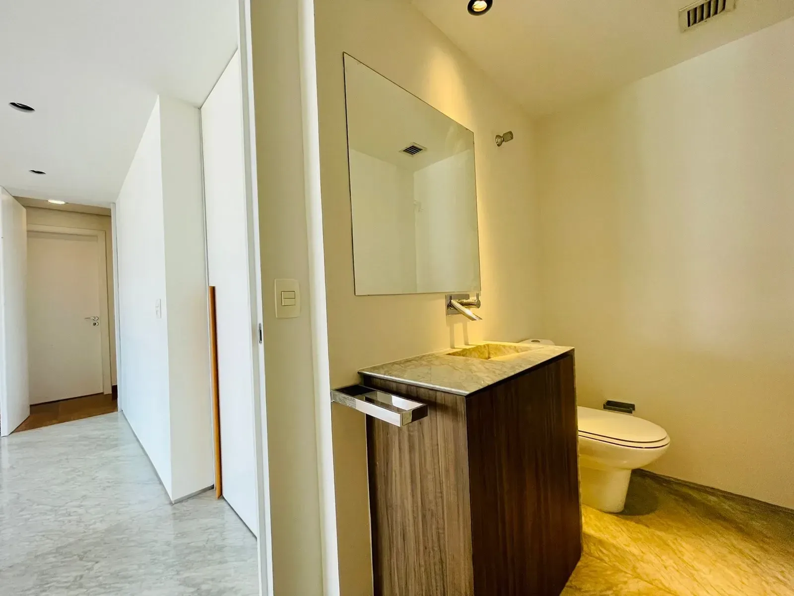 Imagem Apartamento com 3 Quartos à Venda ou Locação, 215 m² em Sumaré - São Paulo