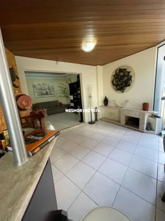 Imagem Apartamento Diferenciado Mobiliado á Venda com 03 Dormitórios sendo 01 Suíte, sacada ampla com churrasqueira a carvão em Meia Praia Itapema - SC
