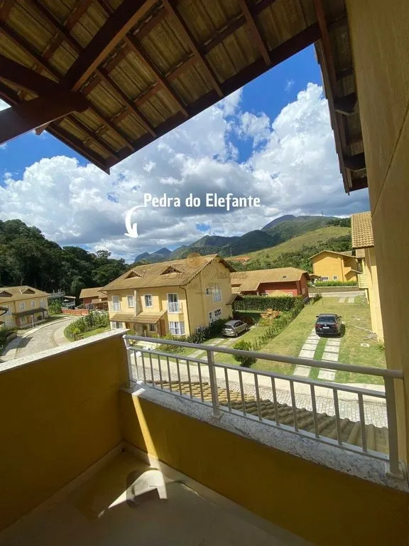 Imagem Casa em Condomínio para Venda em Petrópolis / RJ no bairro Itaipava