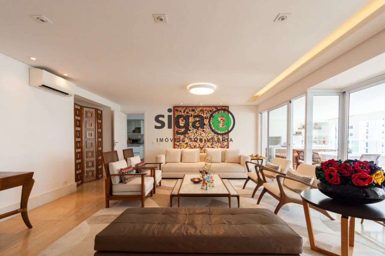 Imagem Apartamento alto padrão à venda em Moema 335 m² 4 suítes e 4 vagas