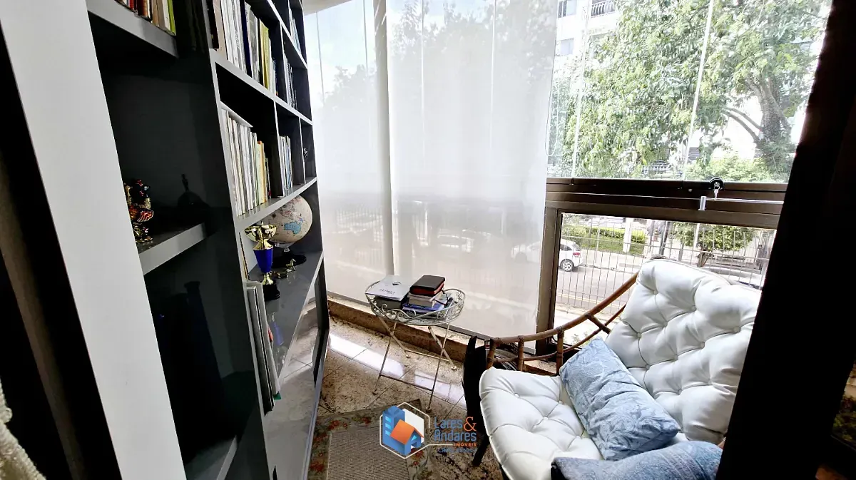 Imagem Apartamento para venda em Campo Belo com 4 quartos, sendo 3 suítes, 240m²