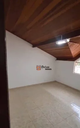 Imagem Sobrado com 4 dormitórios à venda, 200 m² por R$ 690.000,00 - Jardim América - São José dos Campos/SP