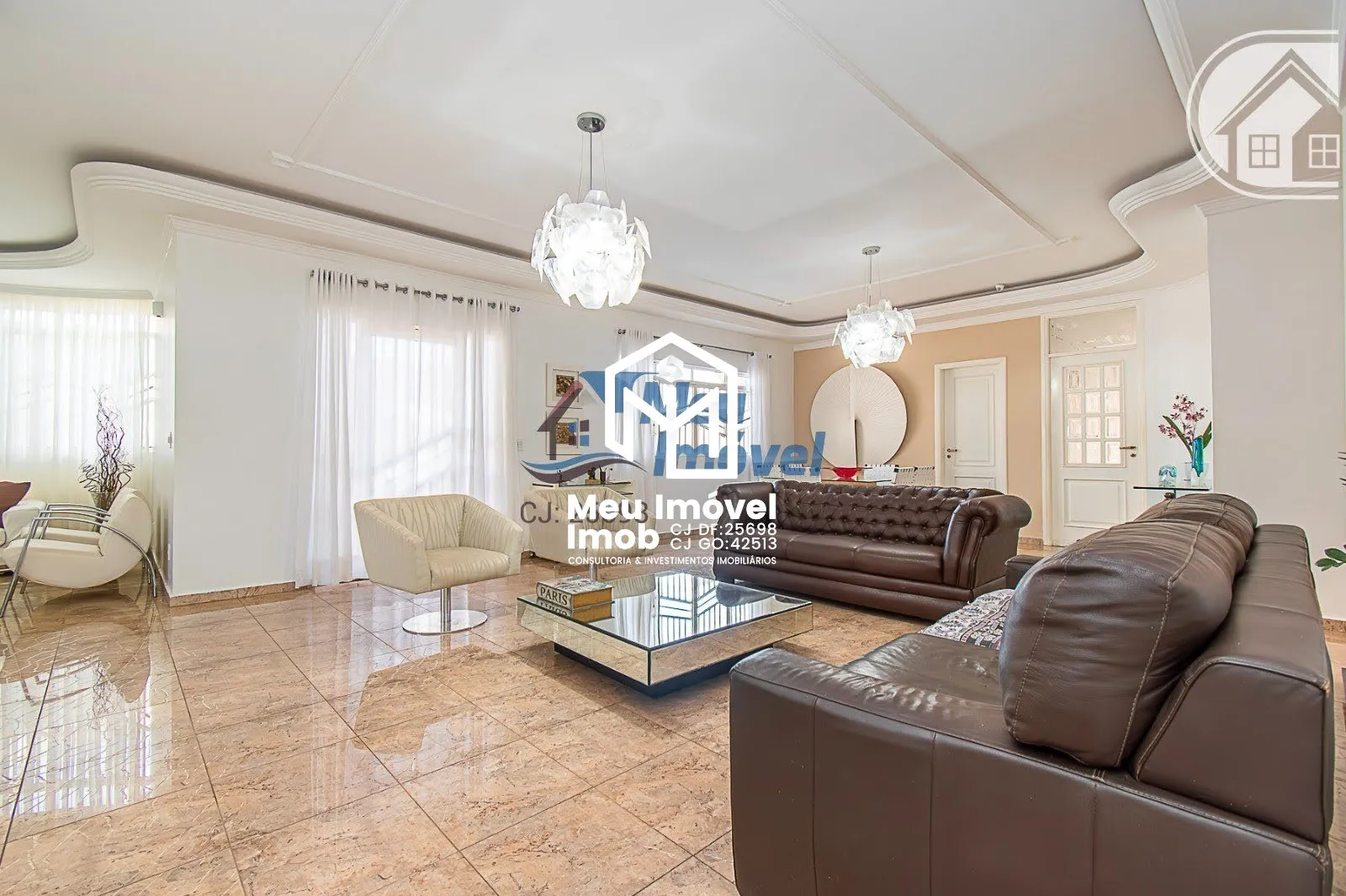 Imagem Casa 4 Quartos 3 Suíte 6 Vagas 450m² Vicente Pires