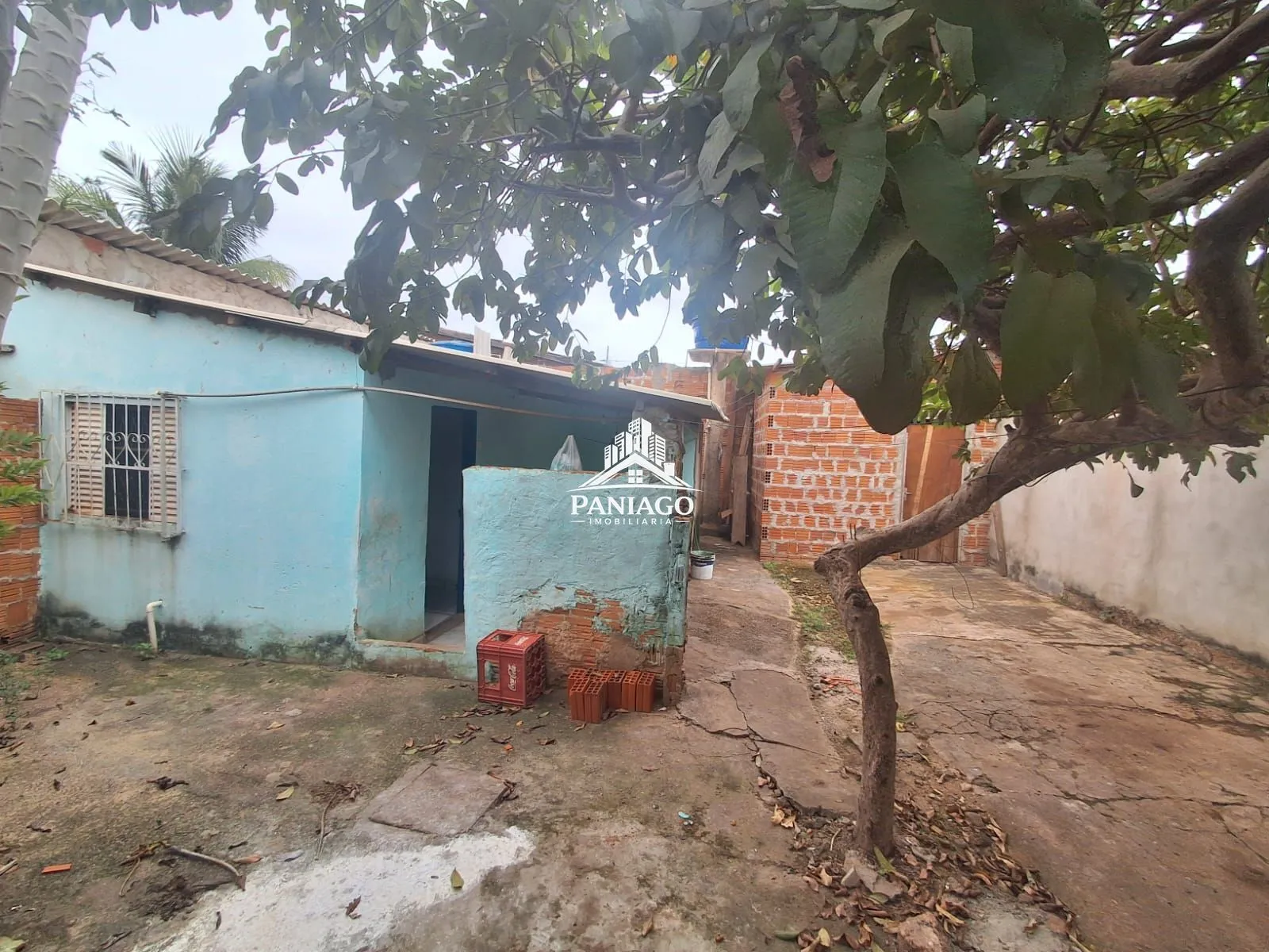Imagem Imóvel de Esquina com, Ponto Comercial, casa e Amplo Terreno.