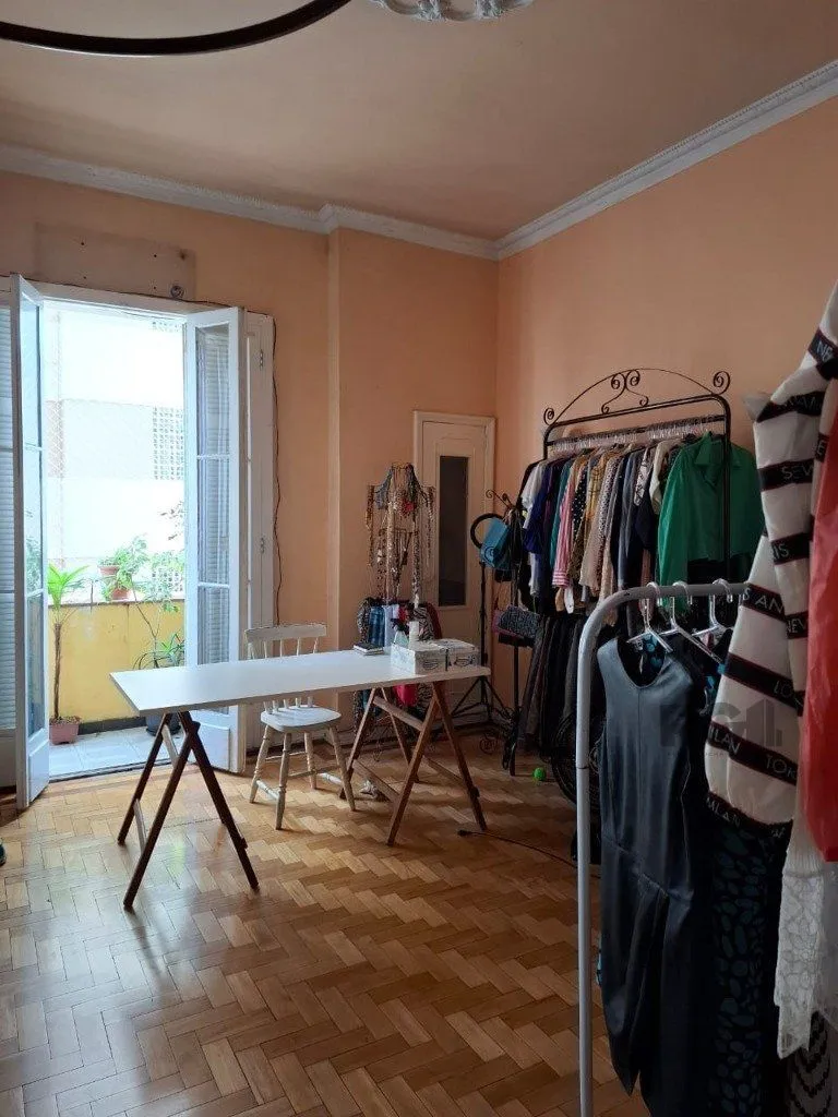Imagem Amplo apartamento no beiro Floresta