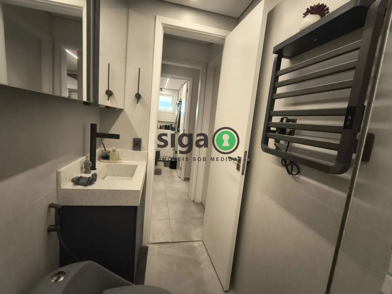 Imagem Apartamento a venda no Morumbi, com 3 quartos e 3 vagas.
