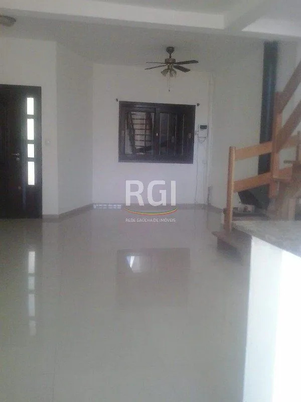 Imagem Casa para Venda - 200m², 4 dormitórios, sendo 1 suites, 3 vagas - Sarandí