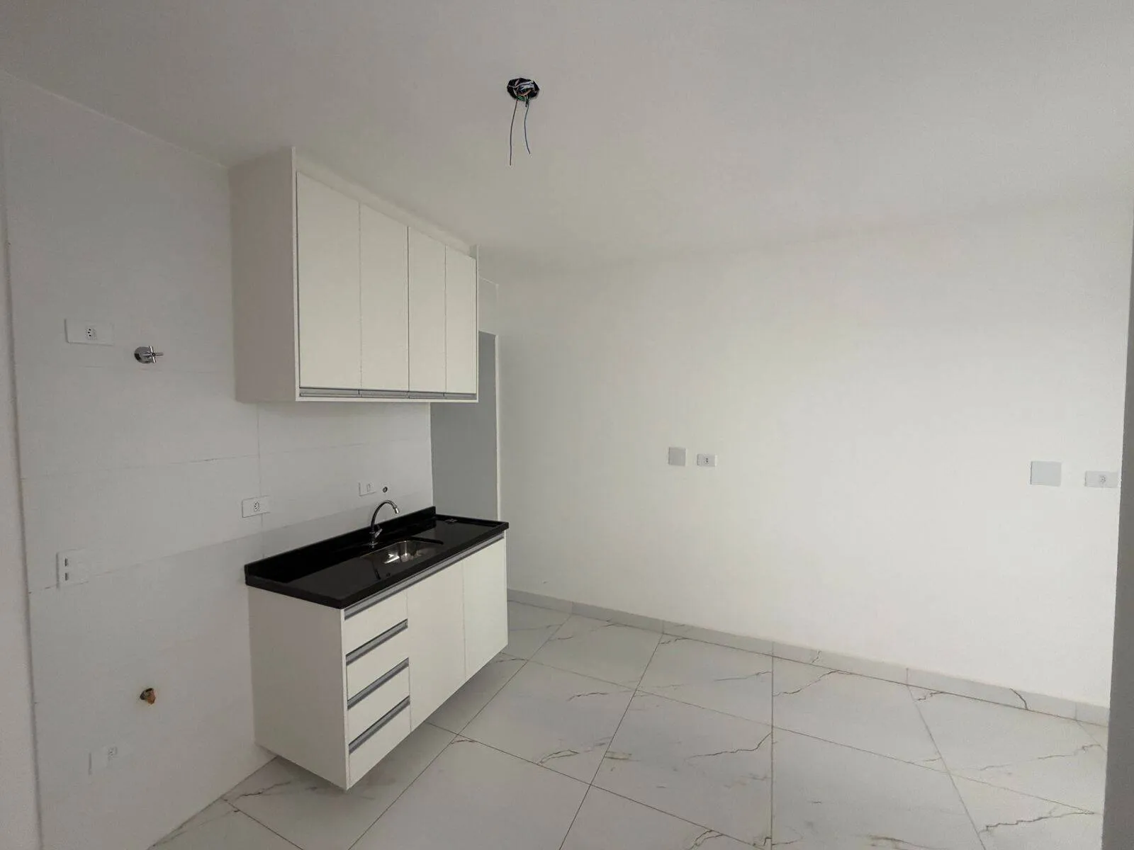 Imagem Apartamento com 2 quartos ao lado da Estação Vila Tolstói