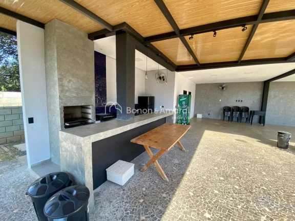 Imagem Esta chácara é o refúgio ideal para quem busca tranquilidade sem abrir mão do conforto. Com 224 ...