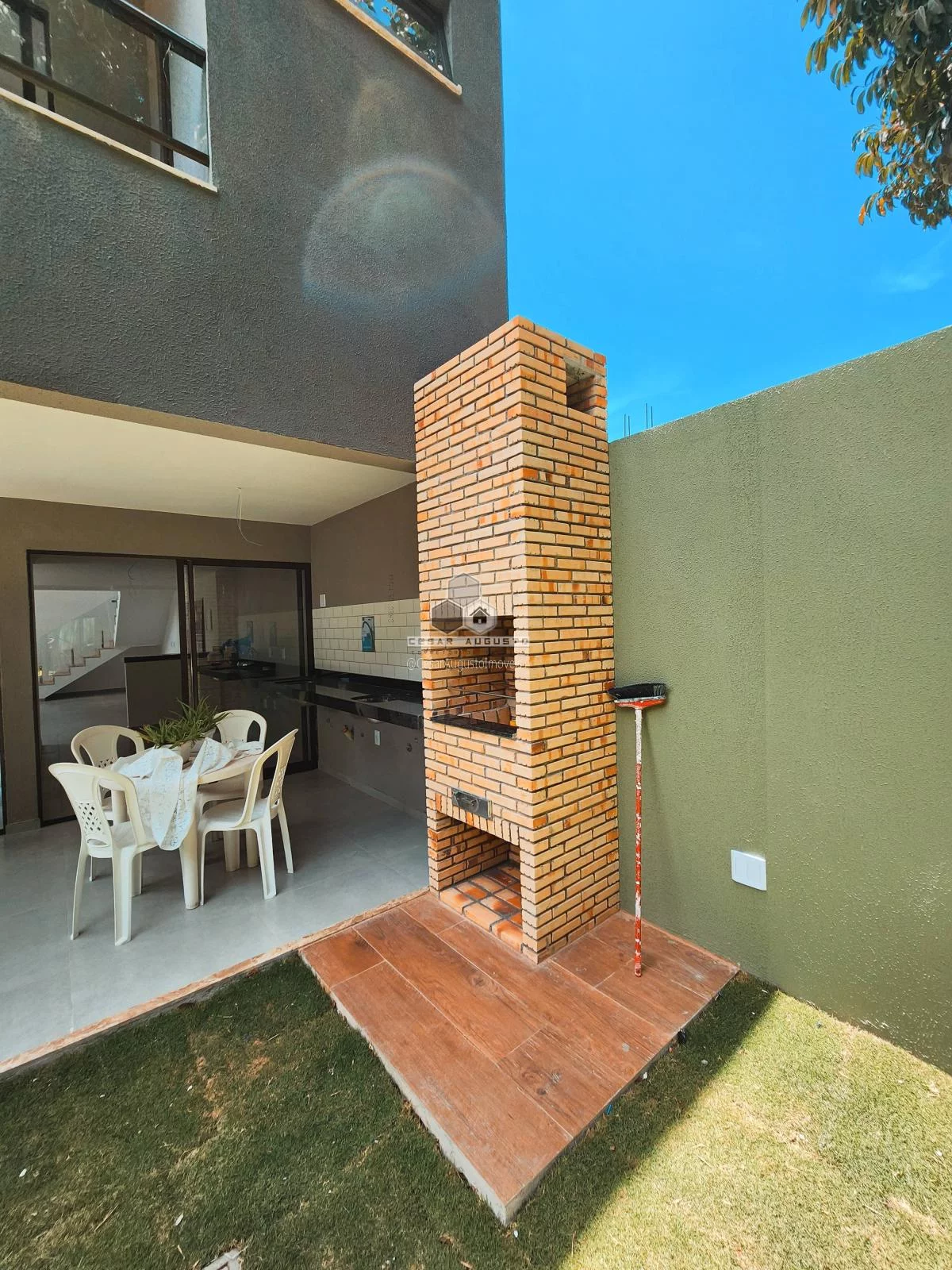 Imagem Alameda Santa Cecília: Casas duplex em fino Padrão na Localização espetacular no Eusebio