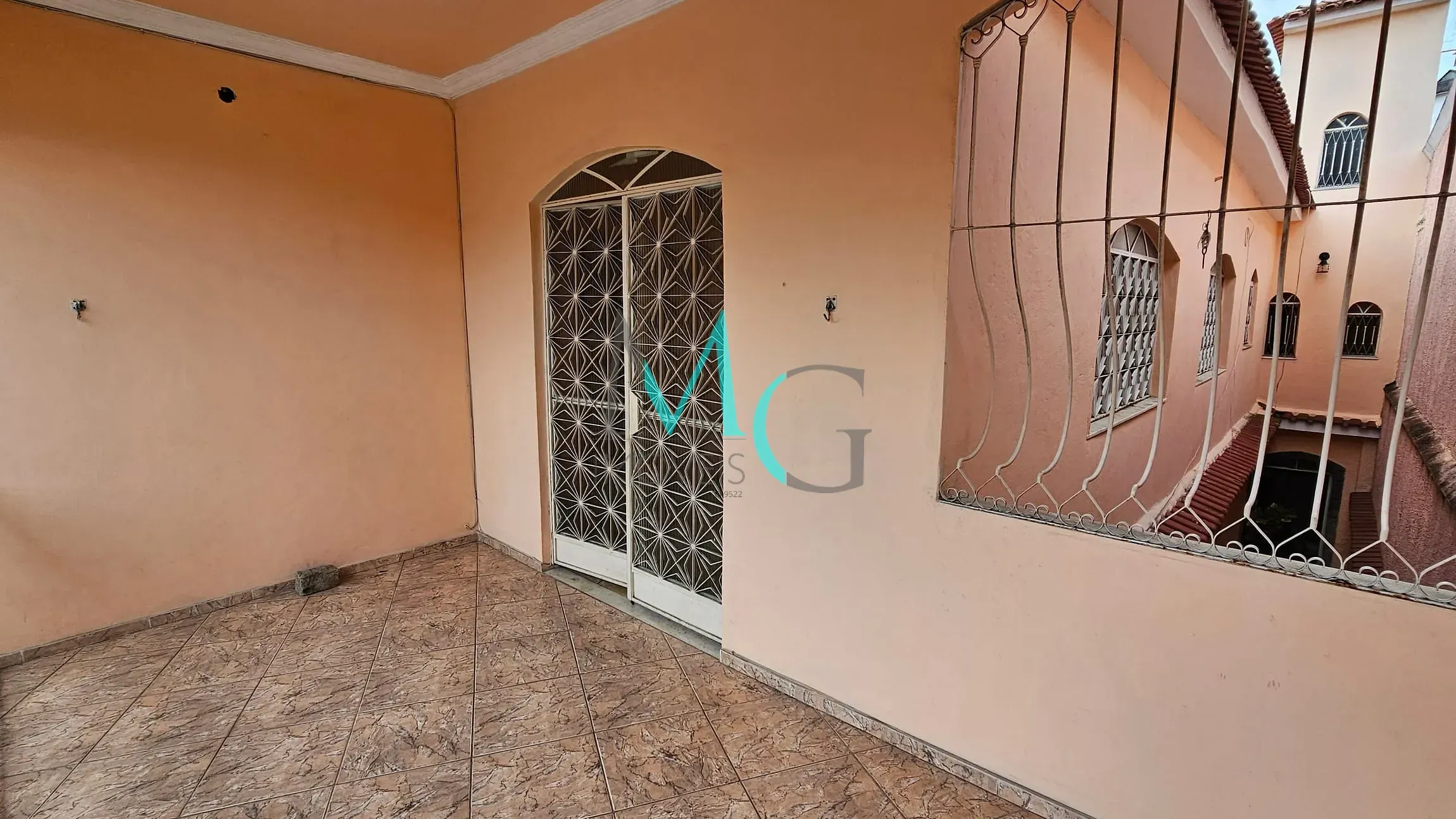 Imagem Sobrado para Locação 2 Quartos, por R$ 1500 + taxas, 80M², Campo Grande, Rio de Janeiro - RJ