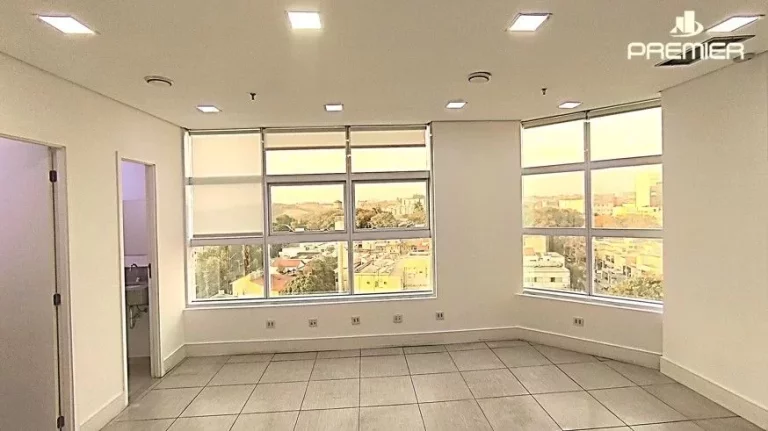Imagem SALA COMERCIAL DE 48M² PARA VENDA, COM 2 WC...#039;S, SACADA E 1 VAGA - ED GOLDEN OFFICE EM JUNDIAÍ SP