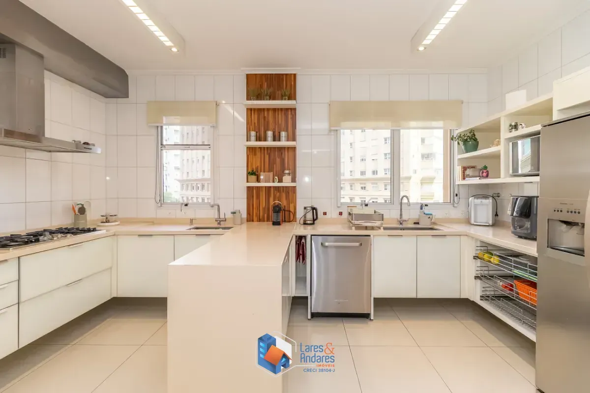 Imagem Apartamento para venda em Alto de Pinheiros com 3 quartos, sendo 3 suítes, 364m²