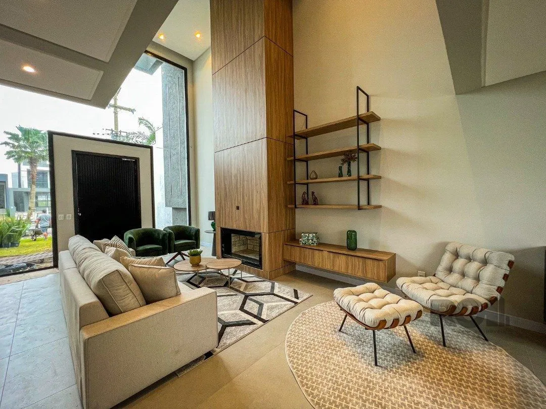 Imagem Casa de Condomínio em Atlântida Sul