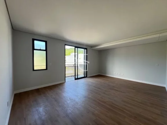 Imagem CASA RESIDENCIAL em JOINVILLE - SC, SAGUAÇU