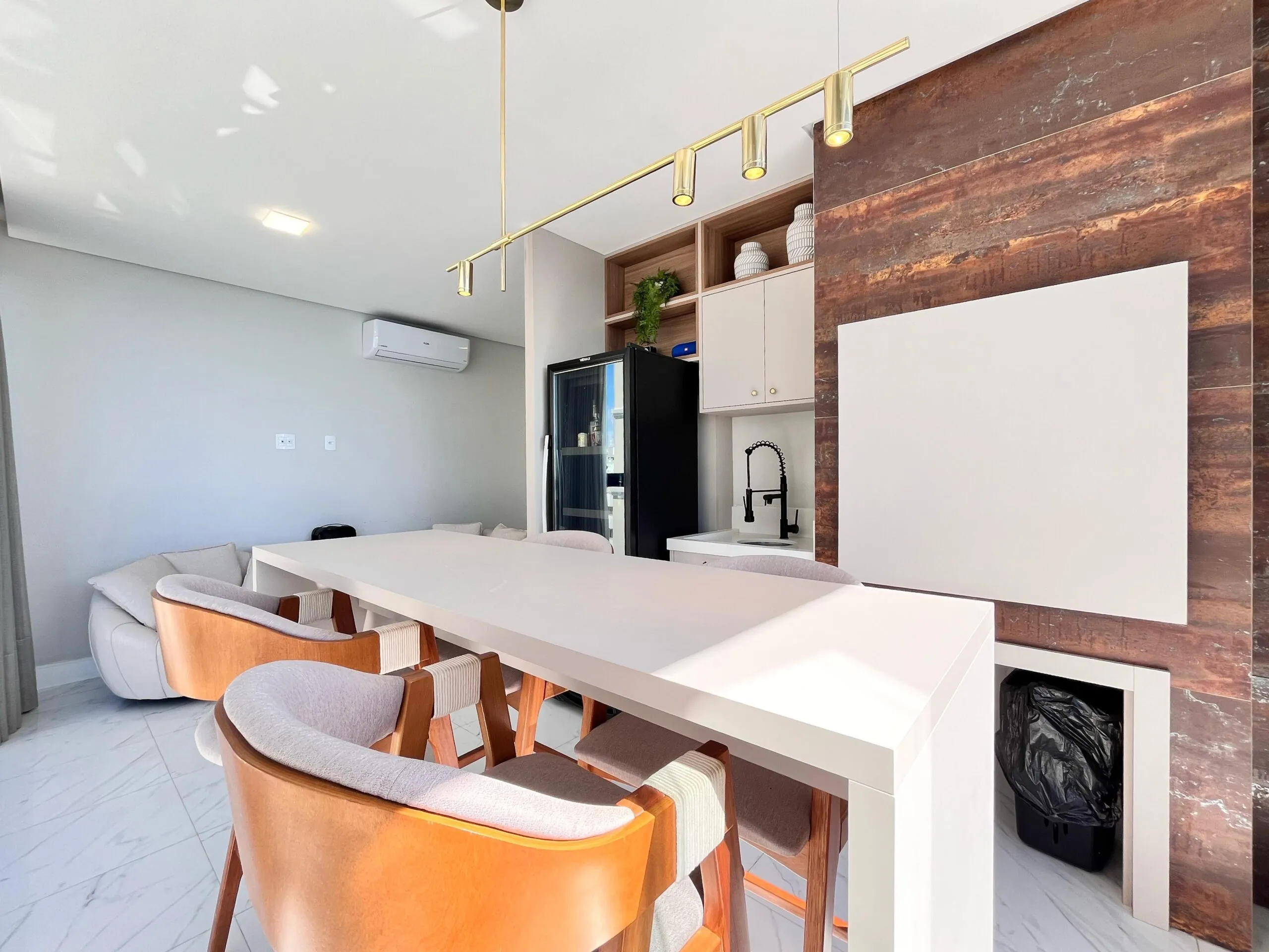 Imagem Apartamento com vista para o mar à venda com 185m2 por R$ 5.500.000,00