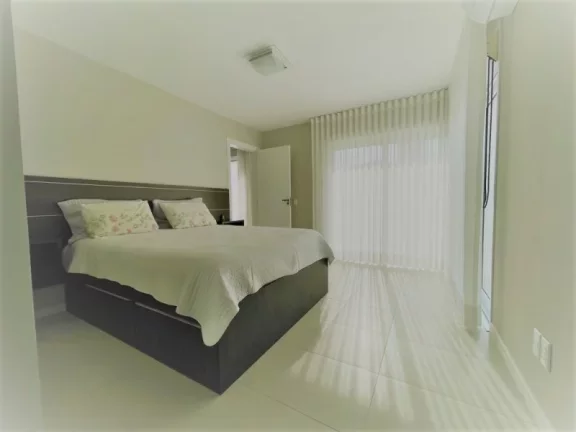 Imagem Casa à venda em Balneário Piçarras, Centro, com 3 quartos, 387m2