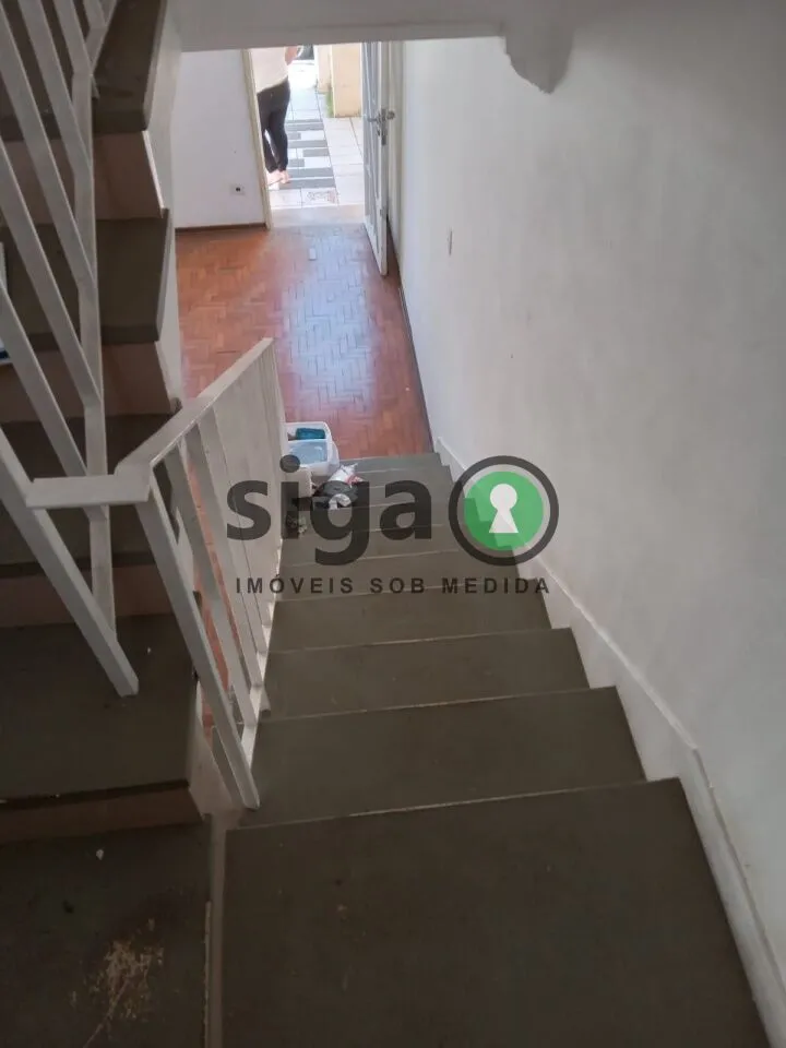 Imagem Sobrado no Planalto Paulista com 3 quartos, 2 vagas.