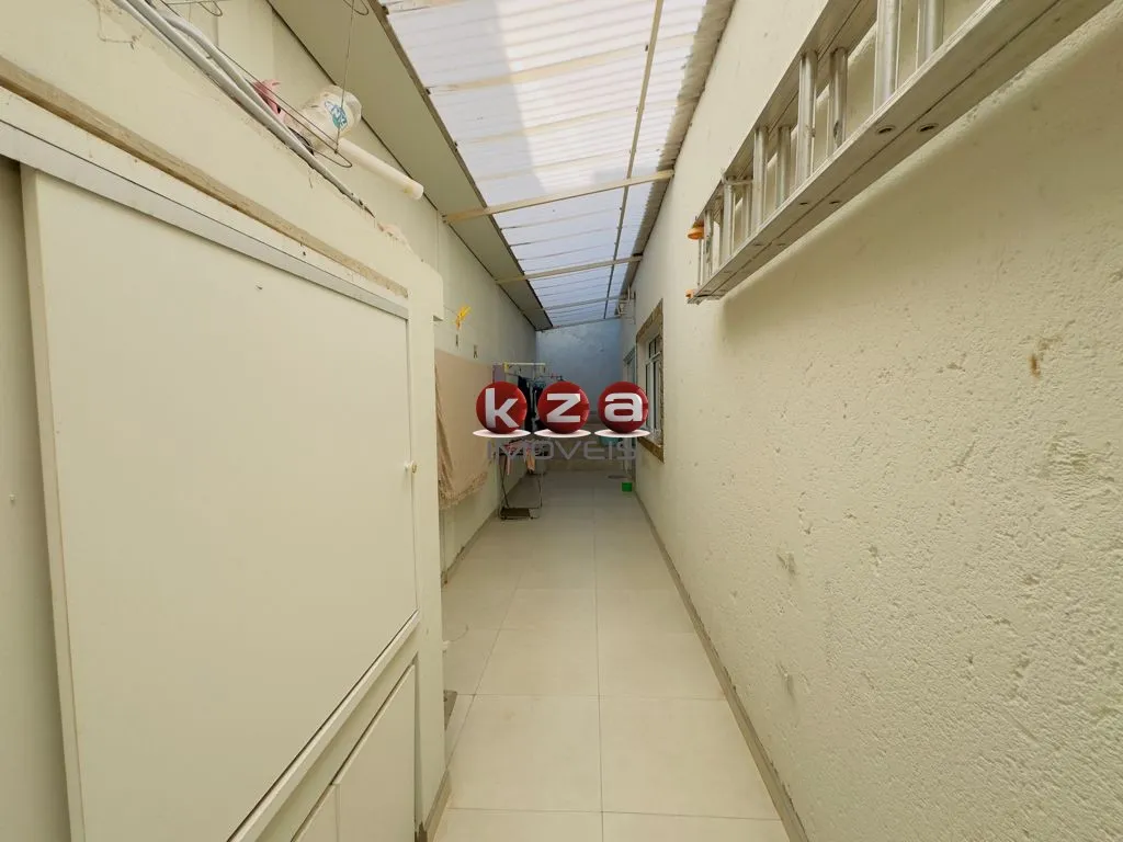 Imagem Casa venda em Valinhos-SP, Condomínio Residencial Itamambuca - 4 quartos, 1 suíte, 2 salas, 3 banheiros, 200,00 m² e Spa. Confira!