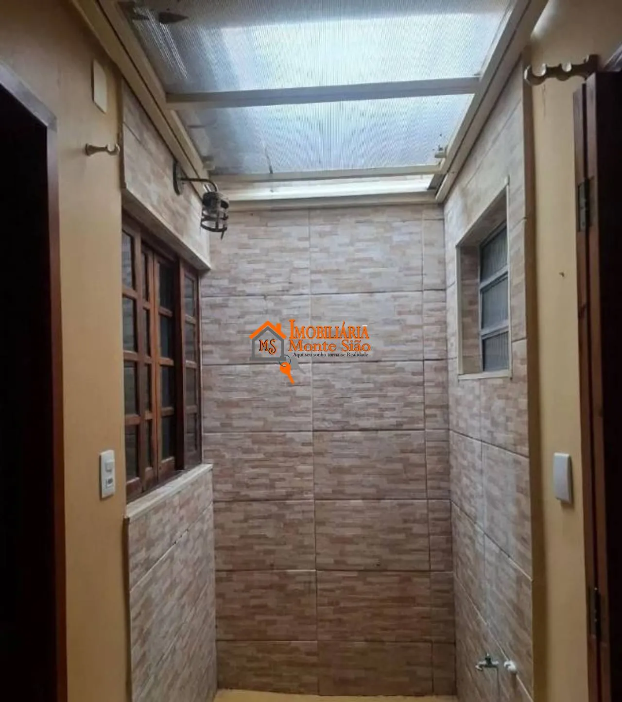 Imagem Sobrado com 3 dormitórios à venda, 100 m² por R$ 550.000,00 - Jardim Vila Galvão - Guarulhos/SP