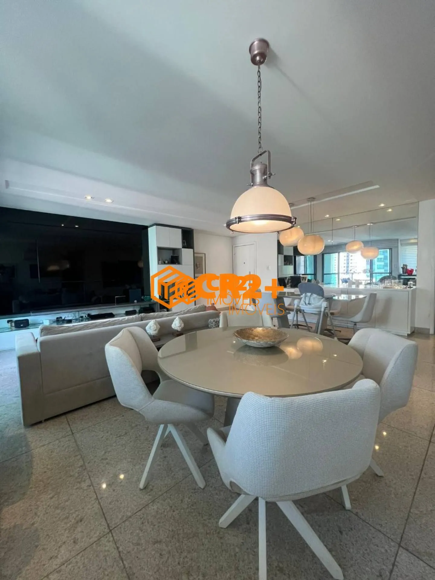 Imagem Apartamento à Venda com 03 quartos, 01 suíte em Boa Viagem com 137M².