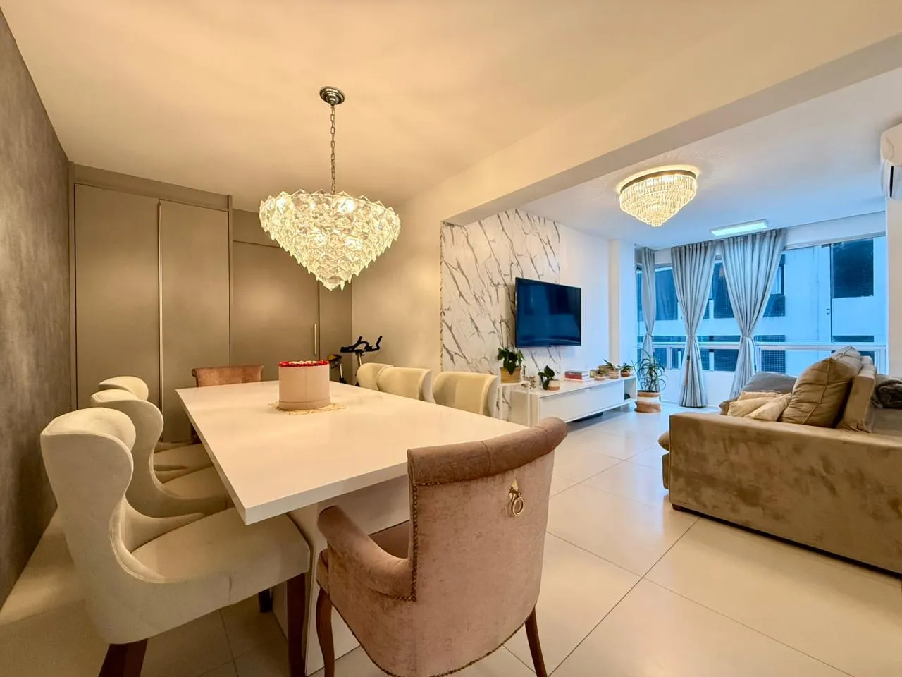 Imagem Apartamento com vista para o mar à venda com 120m2 por R$ 2.300.000,00