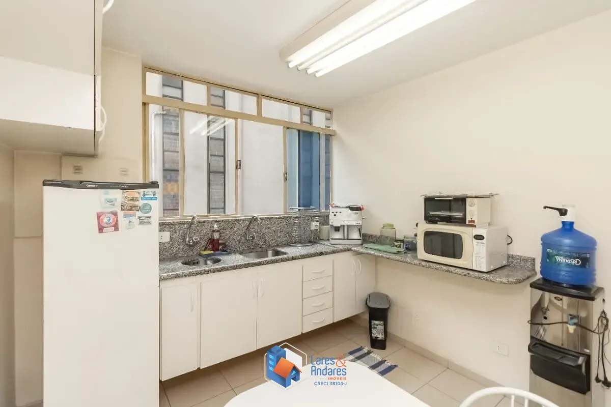 Imagem Conjunto comercial para venda em Consolação, 202m²
