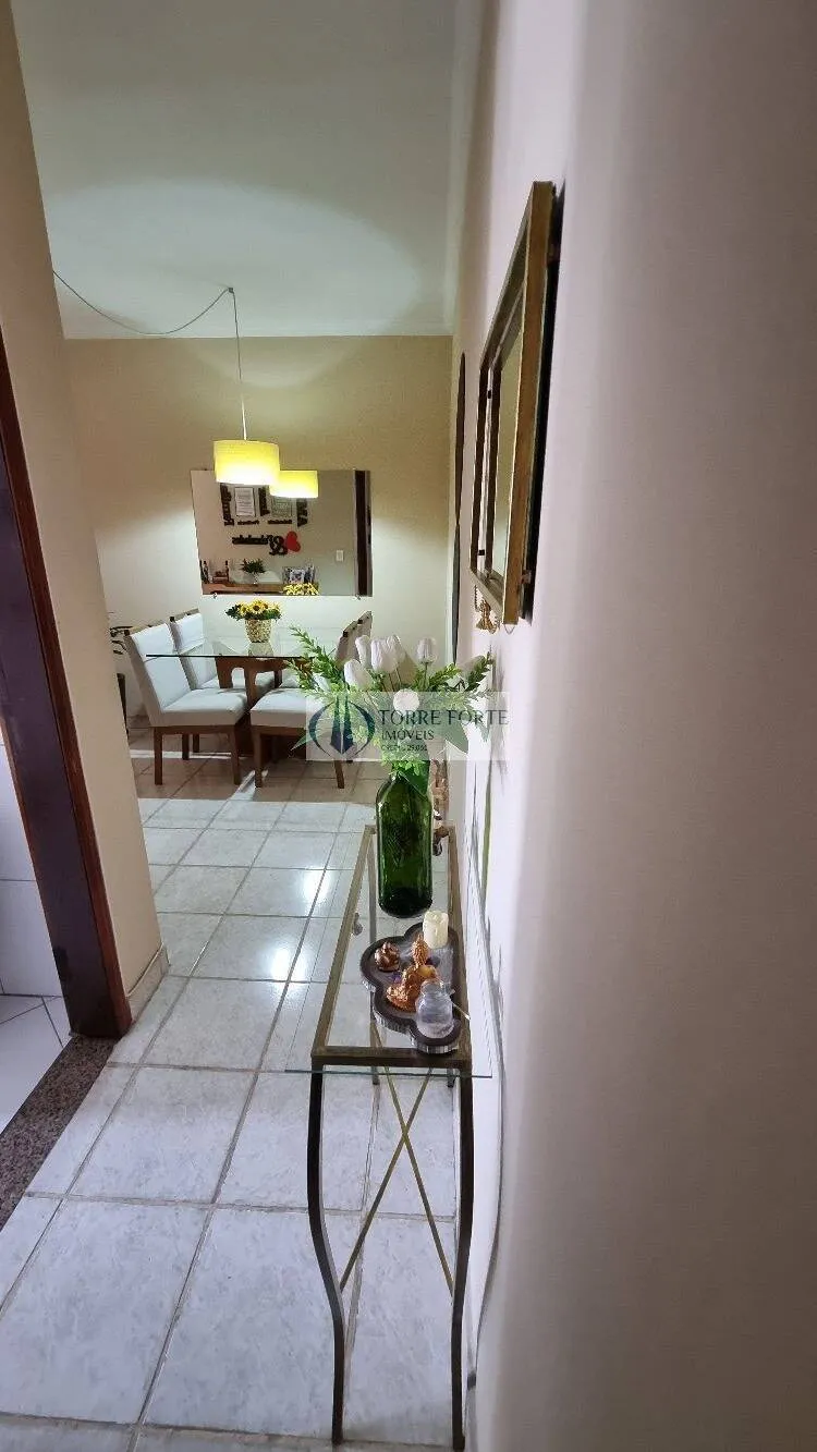 Imagem Apartamento com 2 dormitorios 1 vaga na Vila Carmosina.