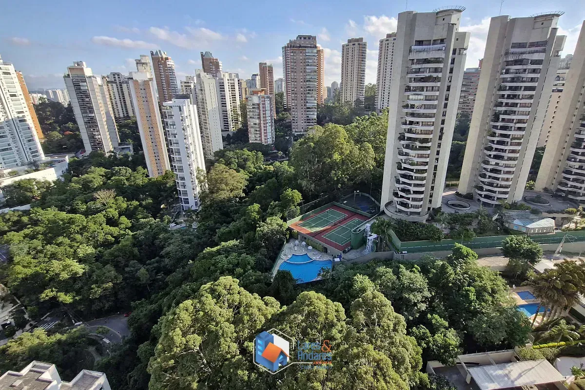 Imagem Cobertura para venda em Paraíso do Morumbi com 3 quartos, sendo 3 suítes, 402m²
