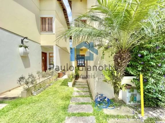Imagem Casa à Venda em Condomínio na Região da Granja Viana