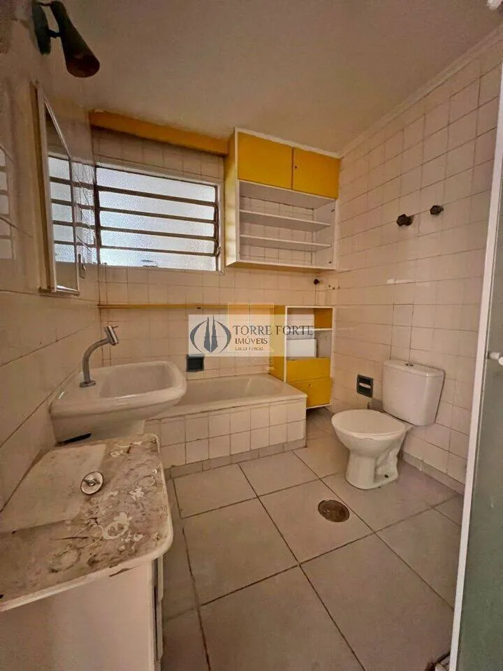 Imagem Apartamento espaçoso com 137 m², 3 dormitórios, 3 banheiros, no Bom Retiro