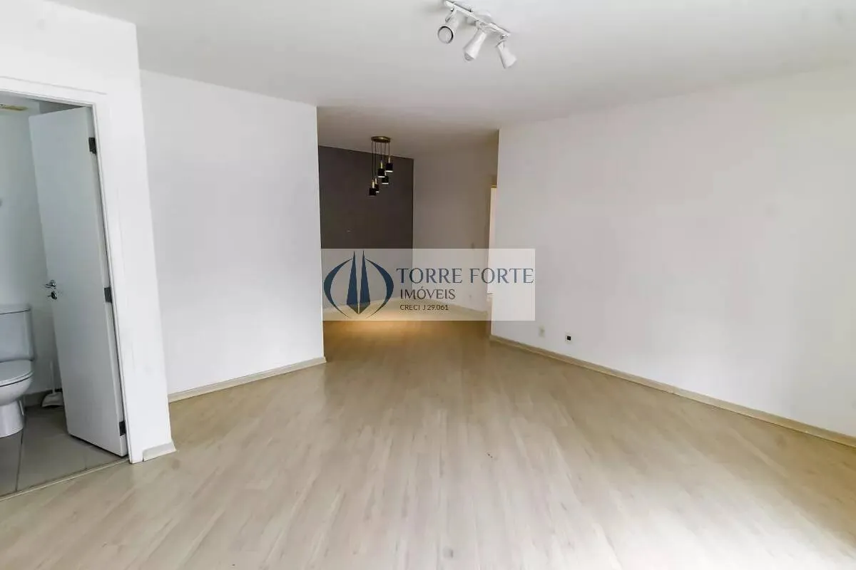 Imagem Ótimo apartamento, 3 dormitórios 1 suíte 2 vagas de garagem, na Vl. Andrade